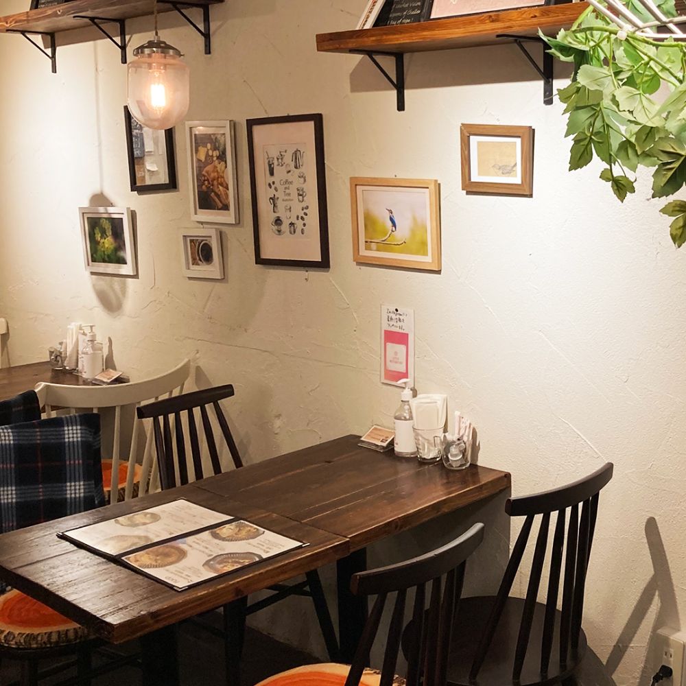 LITTLE NEST CAFE