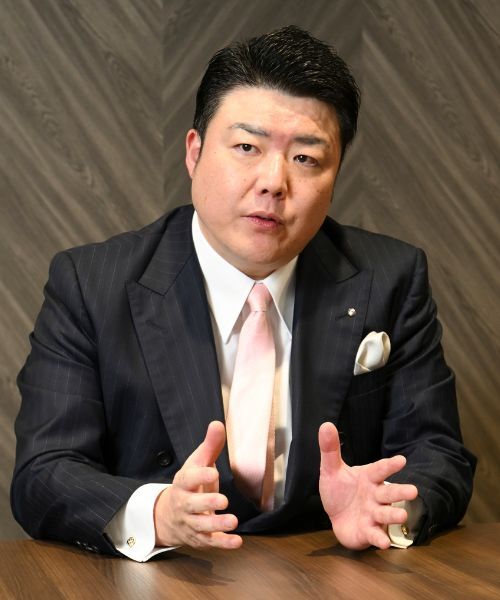 代表取締役社長 中村　友彦