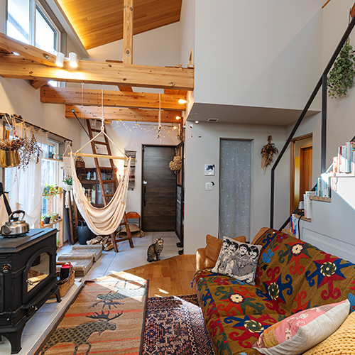 猫にとって楽しい住まいを自らデザイン。鎌倉に暮らす一級建築士さんの家