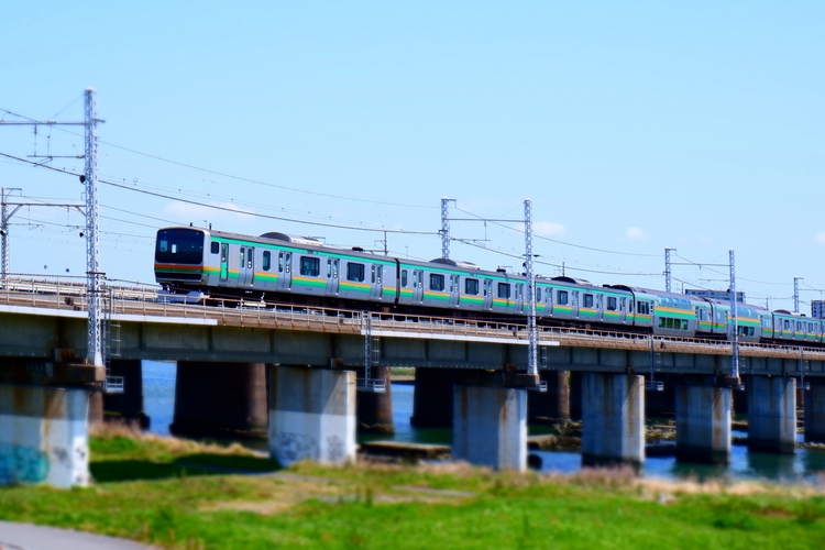 相模川を渡るJR東海道線