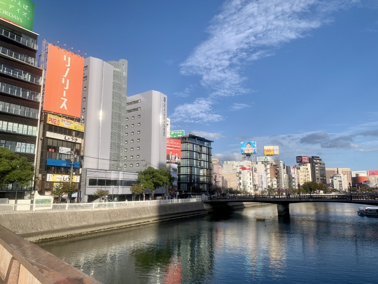 転勤したい街ランキングなどの常連として知られる福岡。理由のひとつに、中州で遊ぶ楽しさがあげられる