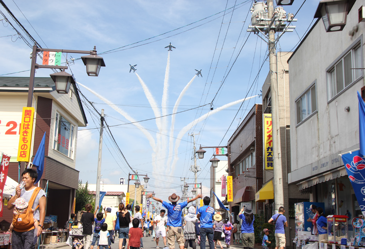 東松島市のイベント「東松島夏まつり」には県外からもたくさんの人が訪れる