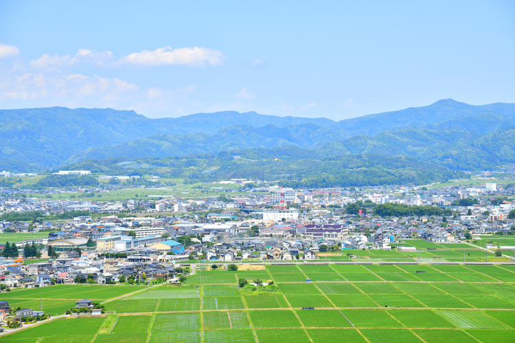 標高約675mの佐久市野沢の風景