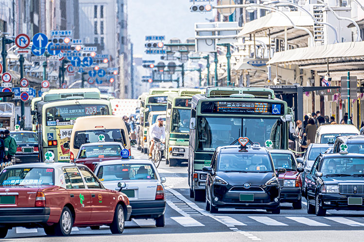 京都市内は渋滞が多い
