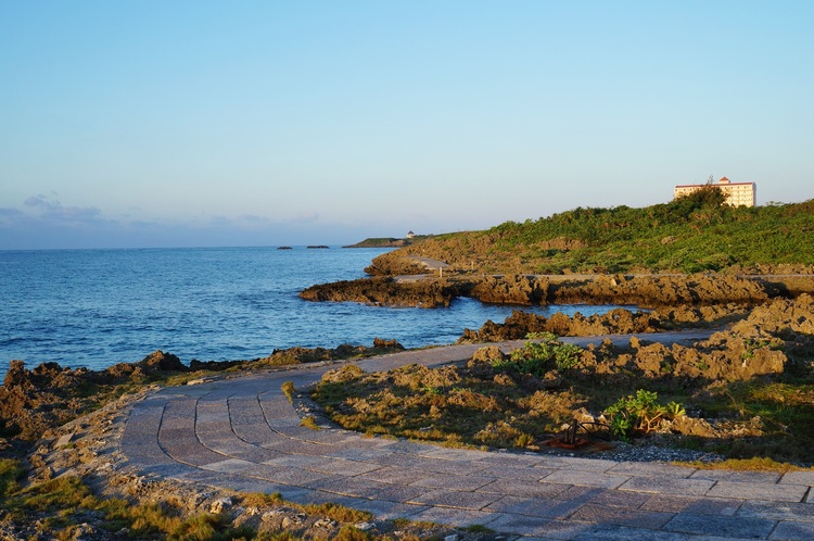 上野地区の海岸沿い遊歩道