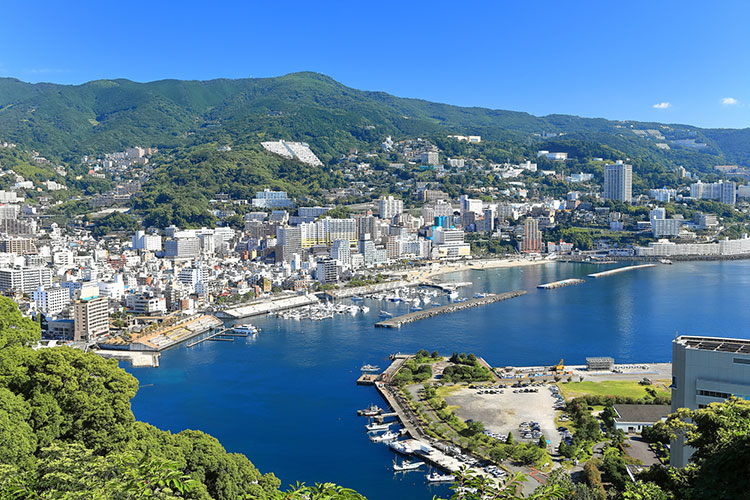 熱海温泉街の風景