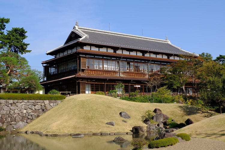 臨江閣
観光ぐんま写真館提供