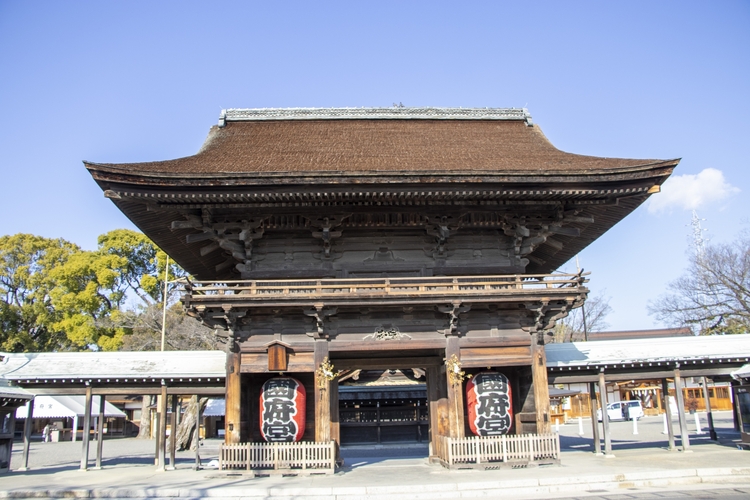 尾張大國霊神社（國府宮）楼門