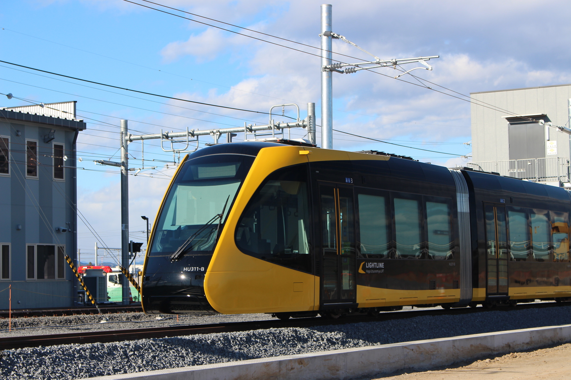 市内を走る次世代の路面電車「宇都宮ライトレール」