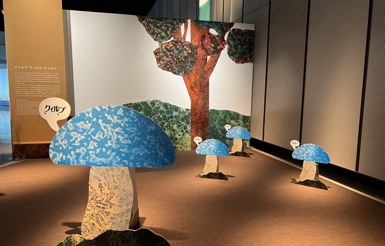 「レオ・レオーニの絵本づくり展」展示風景、ヒカリエホール、2025年