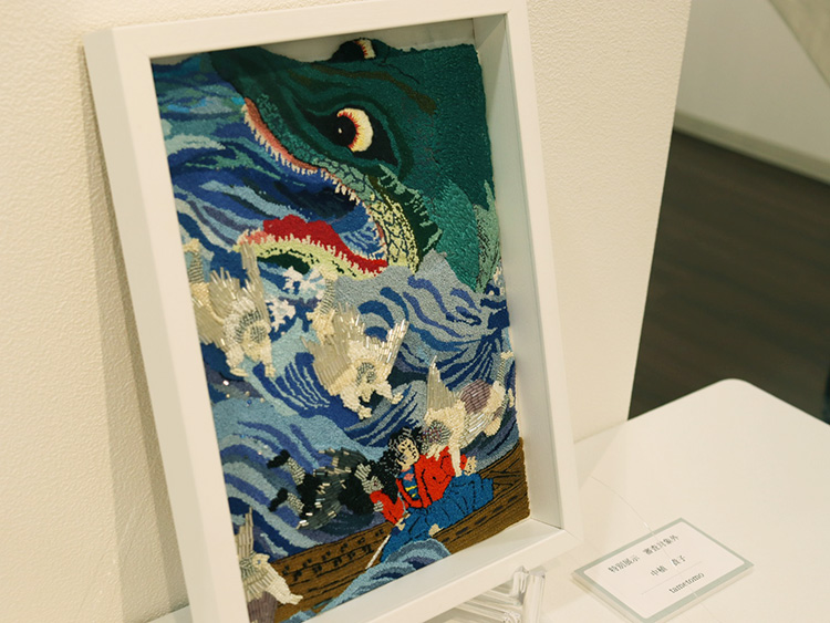 中植貴子さん作『tametomo』。まるで浮世絵のような色使いと和の雰囲気がほかの作品と一線を画していました