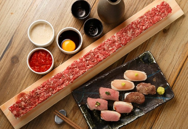 肉寿司の食べ放題がついたお得なコースも