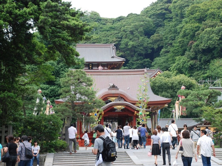 鎌倉の象徴である鶴岡八幡宮。